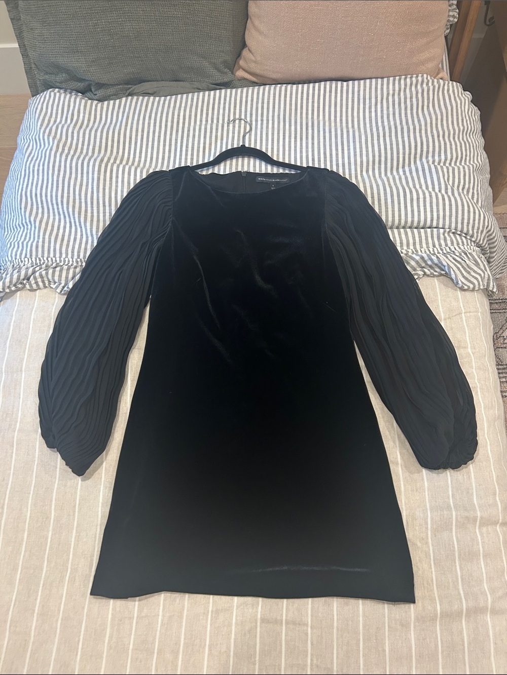 White House Black Market Black Velvet Long-Sleeve Pleated-Sleeve Dress